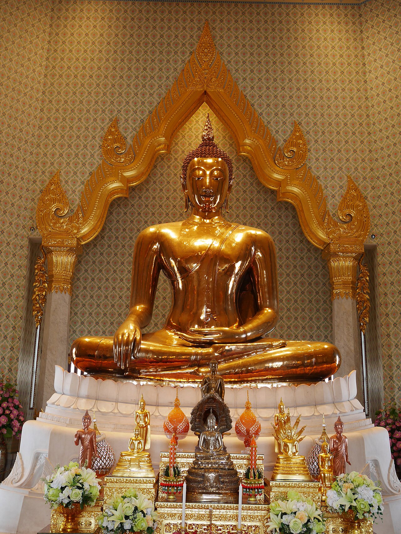 Golden Buddha (statue)